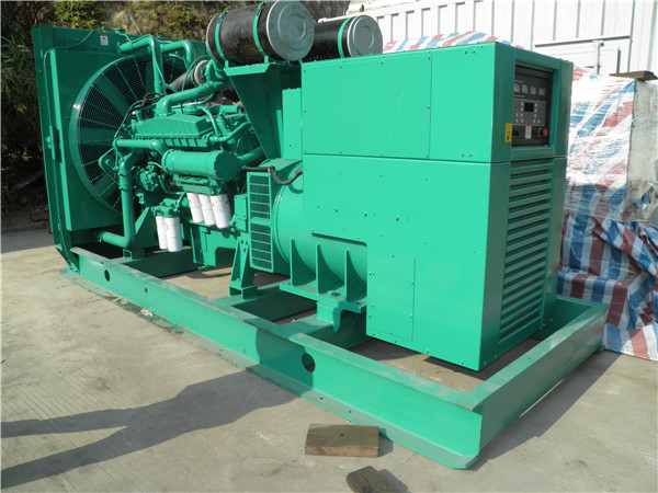 林口出租发电机 发电机组厂家：柴油发电机组的控制屏的作用是什么？